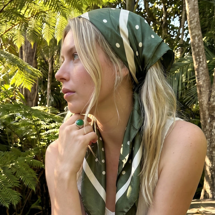 Classy Army Green Dots Sjaal